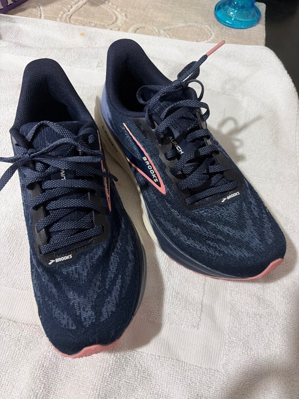 Women’s size 7.5 Brooks Launch 11 running shoe athletic sneakers